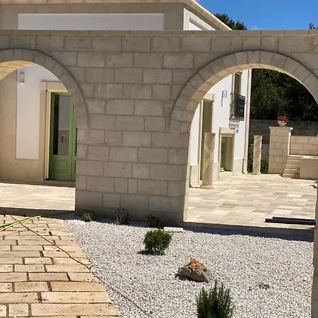 Masseria Tre Archi غالاتينا
